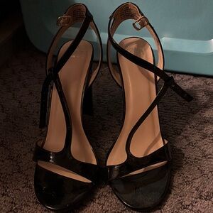 Elegant Black High Heels with Strappy Design